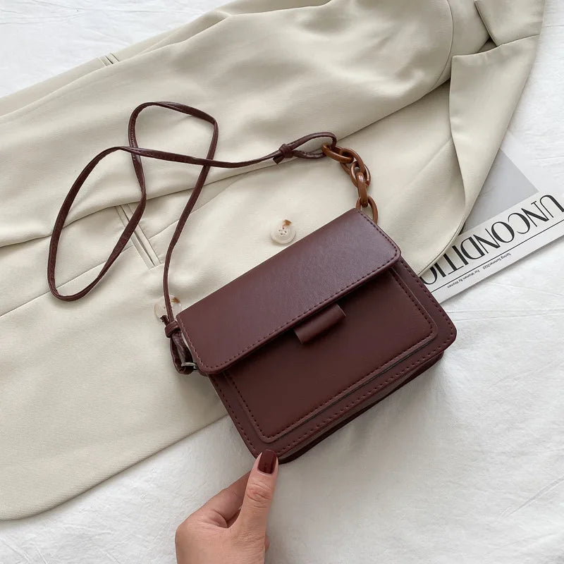 Mini Crossbody Tas Voor Dames – Minimalistische Handtas Met Kettingband Voor Dagelijks Gebruik & Avondlooks