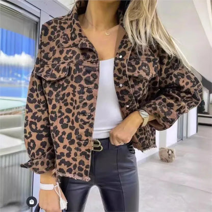 Luipaardprint Damesjack – Opvallende Voorjaarsjas Met Stoere Flair Voor Lente & Frisse Zomerdagen