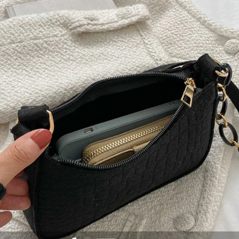 Mini schoudertas voor dames – croco structuur, goudaccenten & compact design (voorjaar, zomer, herfst)