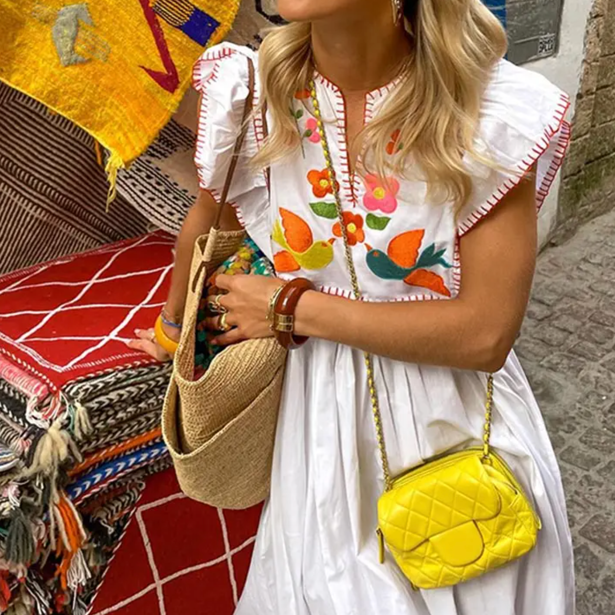 Boho Maxi-Jurk Met Borduursels – Luchtige Zomerjurk Met Kleurrijke Details