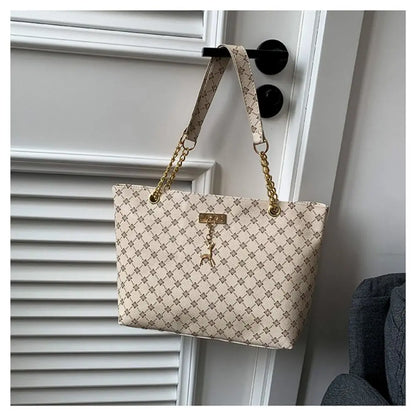 Luxe schoudertas voor dames – elegant patroon, gouden kettinghengsels & ruime indeling