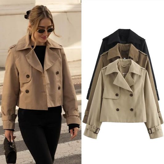 Statement trenchcoat met power-look