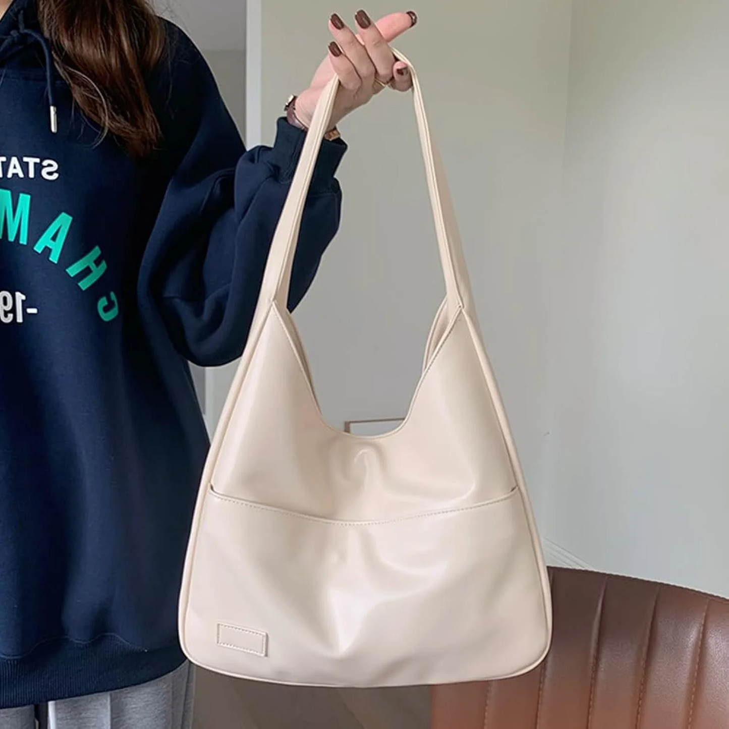Dames Schoudertas – Ruim Model – Slouchy Design – Comfortabele Band – Minimalistisch